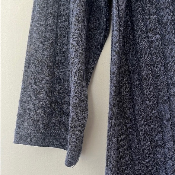 Blue Asymmetrical Hem Top - Picture 2 of 8